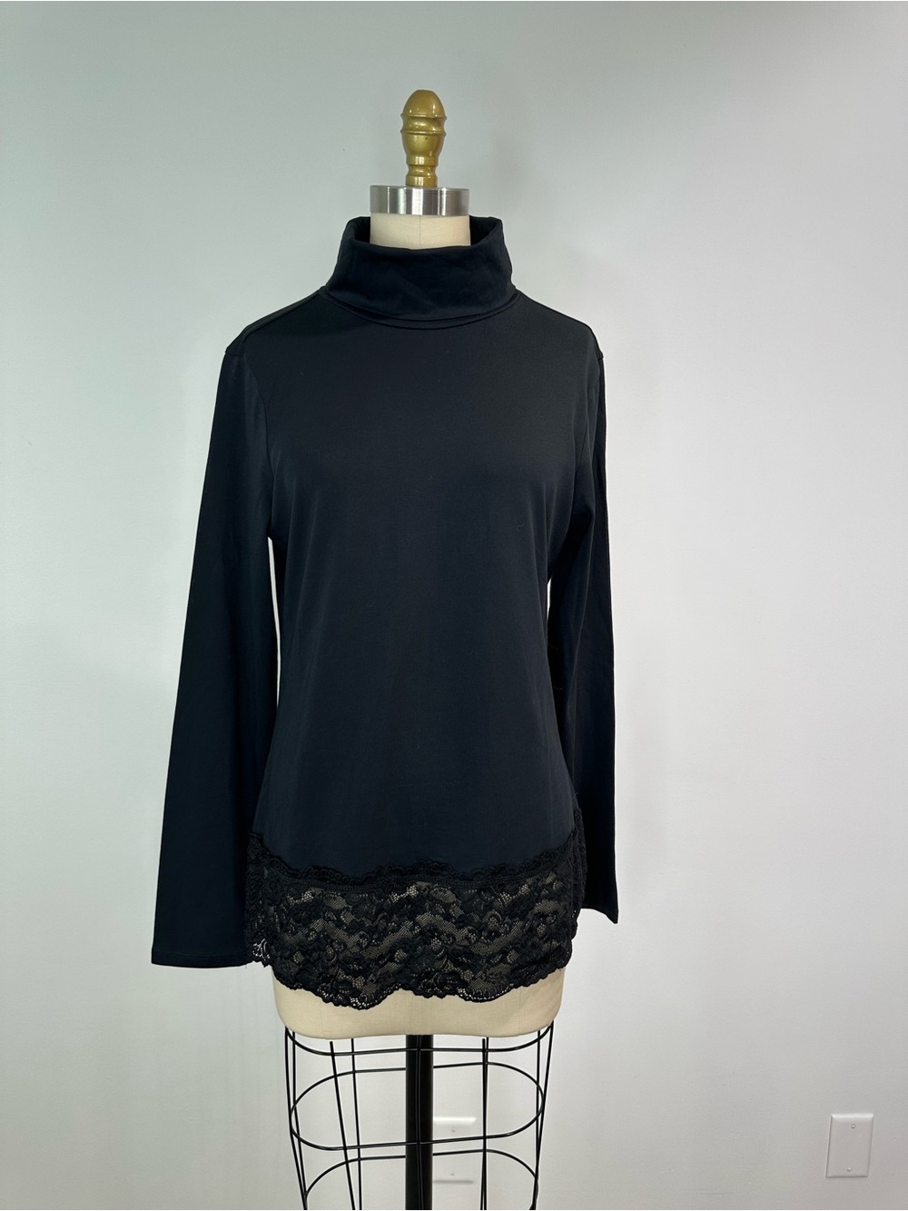 Sundance Black Lace-Hem Turtleneck Top
